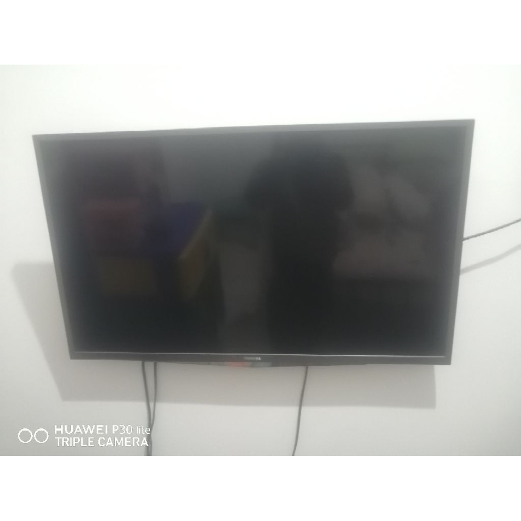 TV LED TOSHIBA 40 INCH 40PX200EJ
