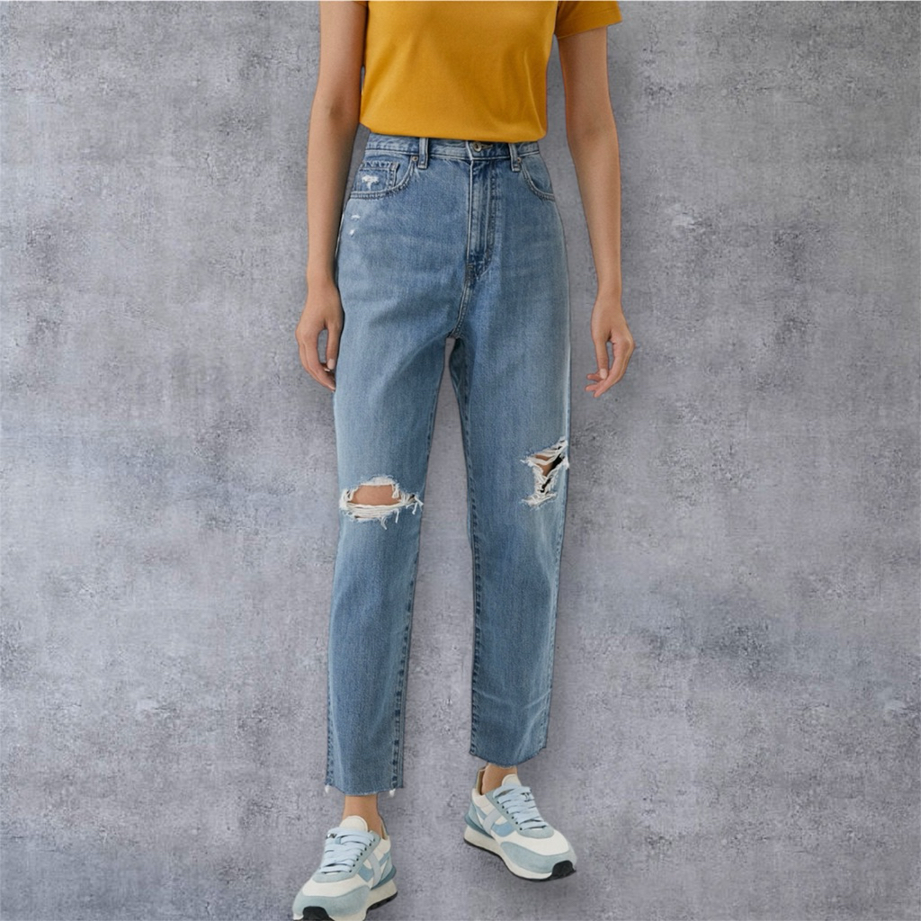 Celana Jeans Uniqlo High Rise Damaged