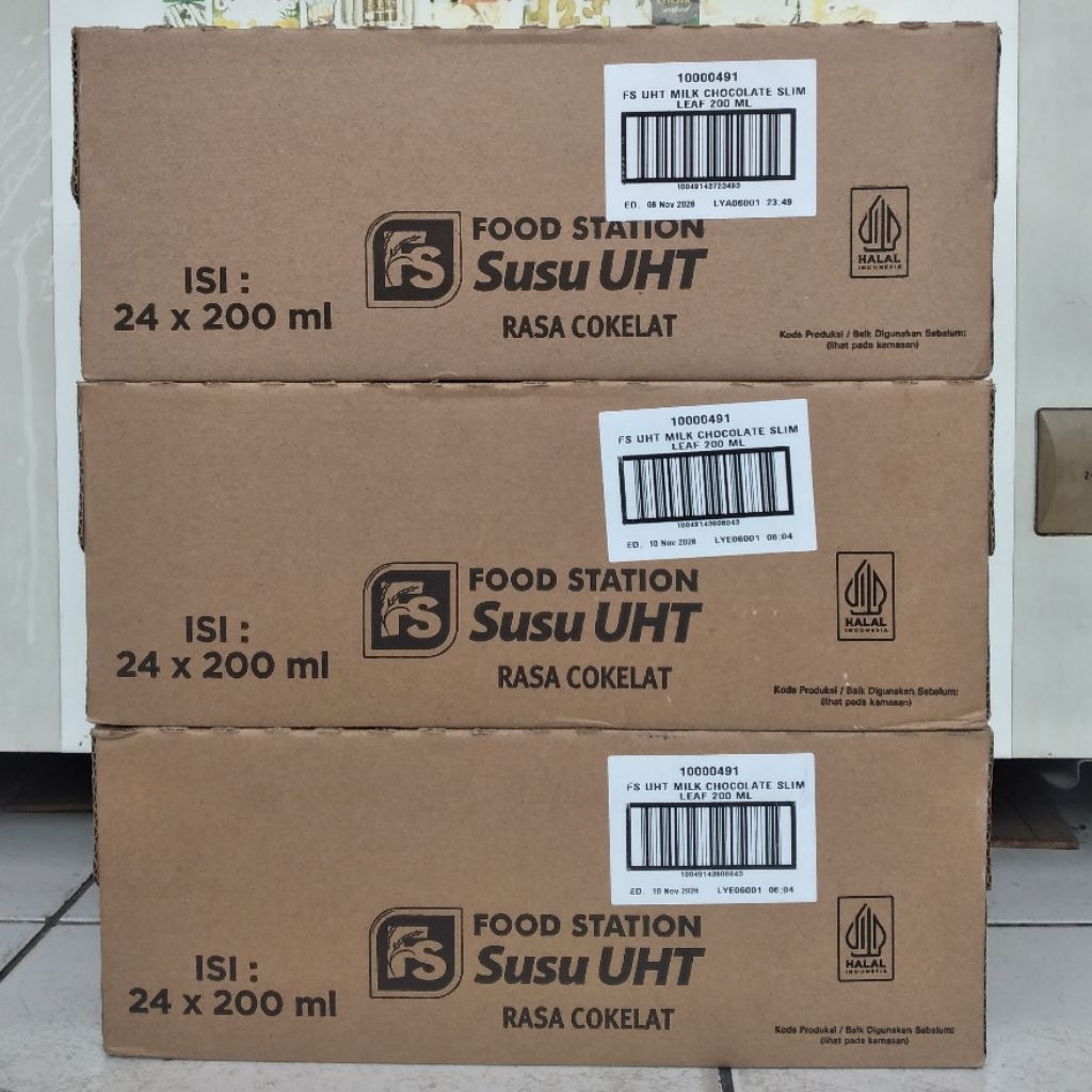 Food Station Susu UHT Rasa Cokelat 200 ml