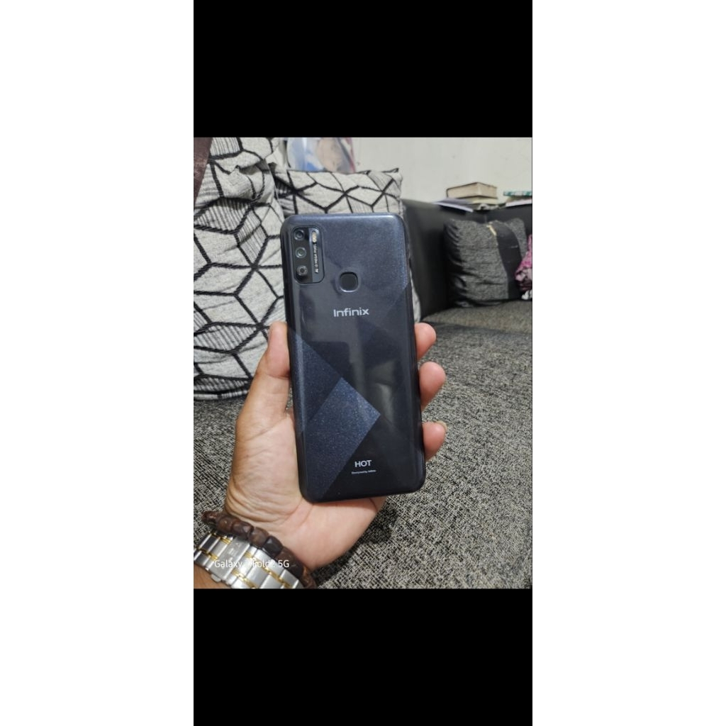 Infinix hot 9 play, ram 3/64 unit only