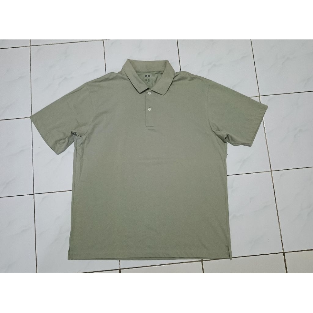 Kaos Polo Uniqlo AIRism
