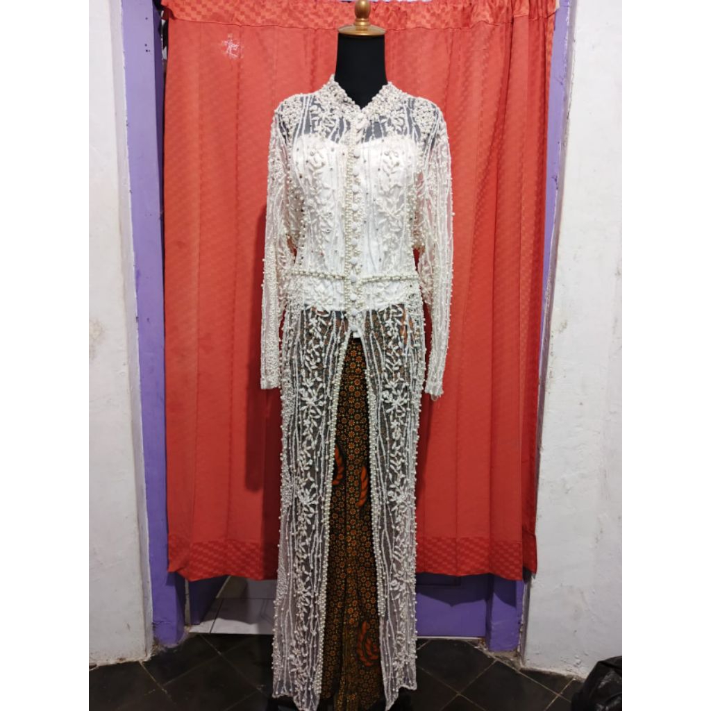 kebaya akad preloved