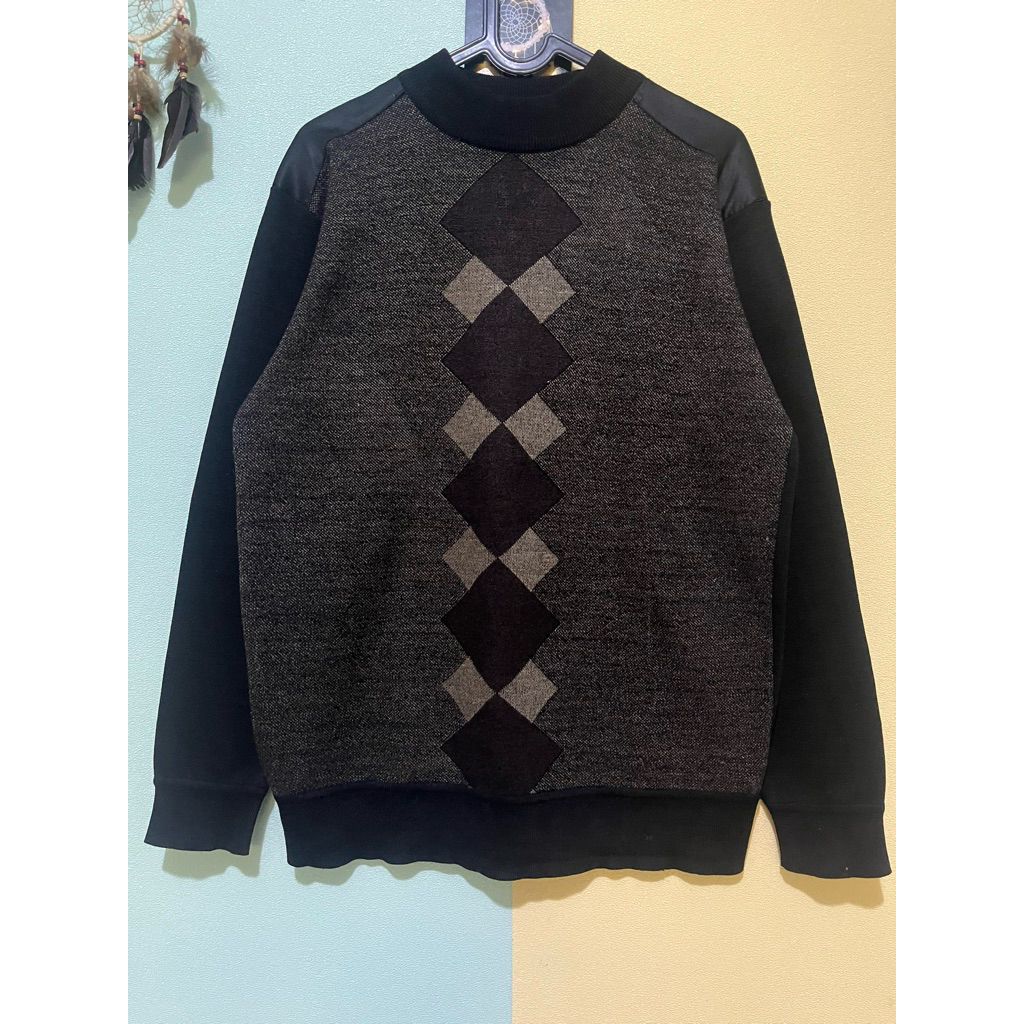 sweater ketupat