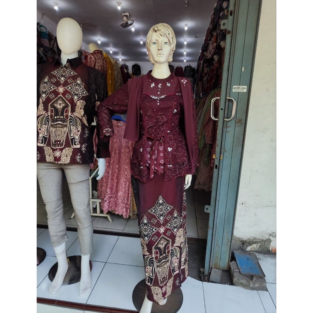 Batik Couple merah