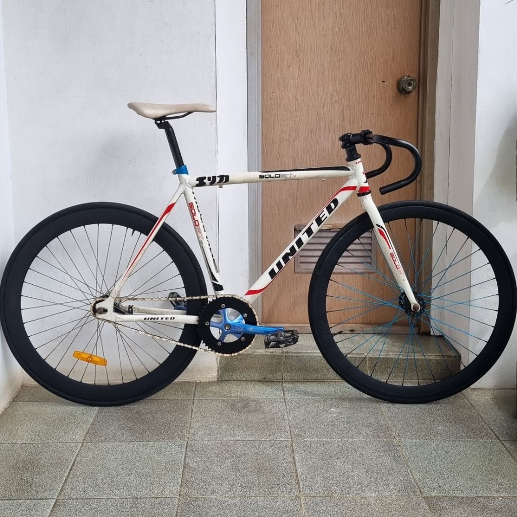 wts fullbike fixie soloist 71 alloy. torpedo