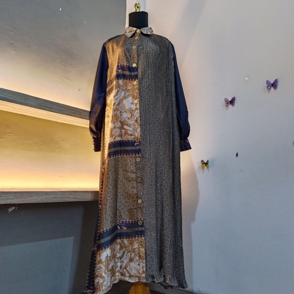 Preloved Maiza Dress by Zaskia Sungkar Ukuran M