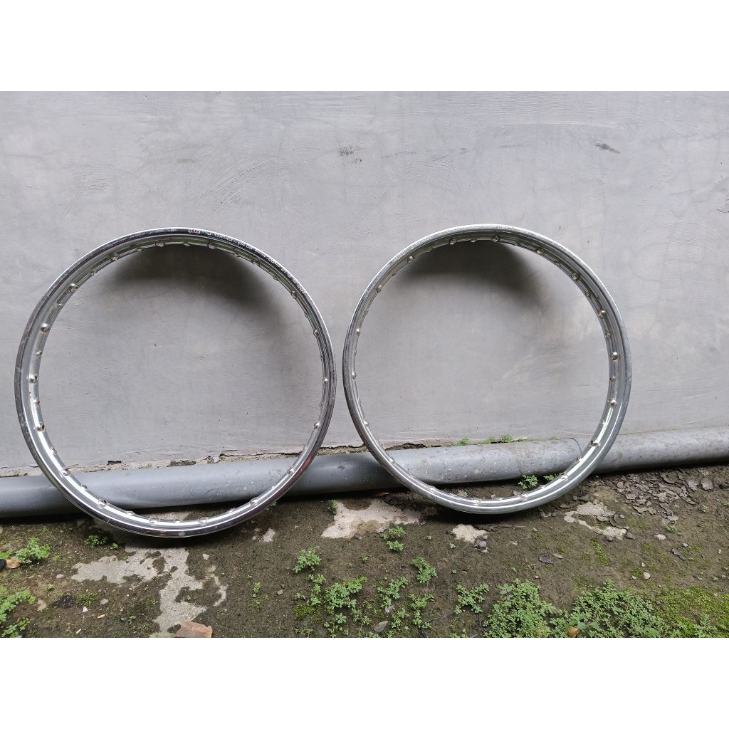 VELG DID BESI CROM RING 17 UKURAN 140/160 BEKAS PEMAKAIAN AN