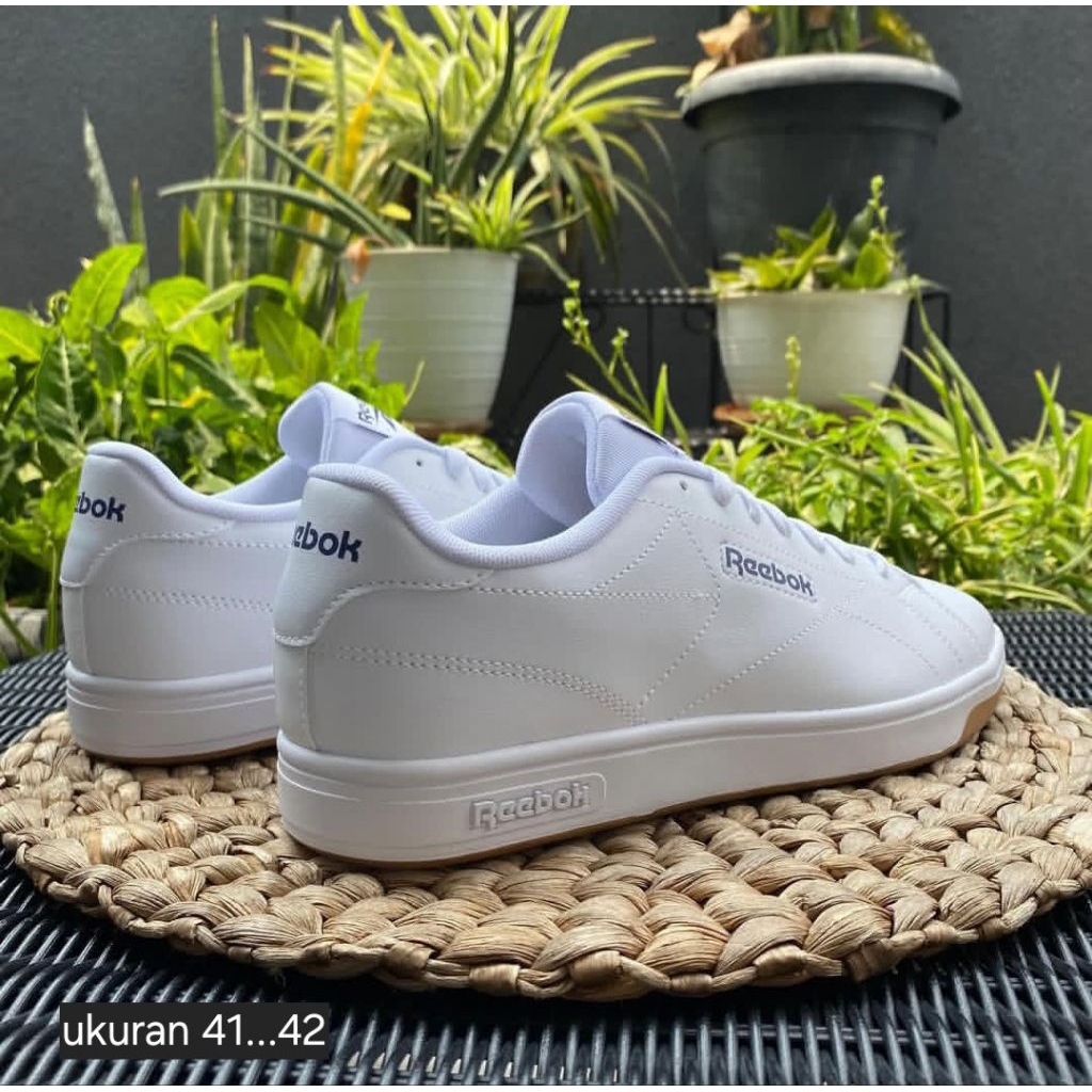 sepatu sneaker reebok original putih polos