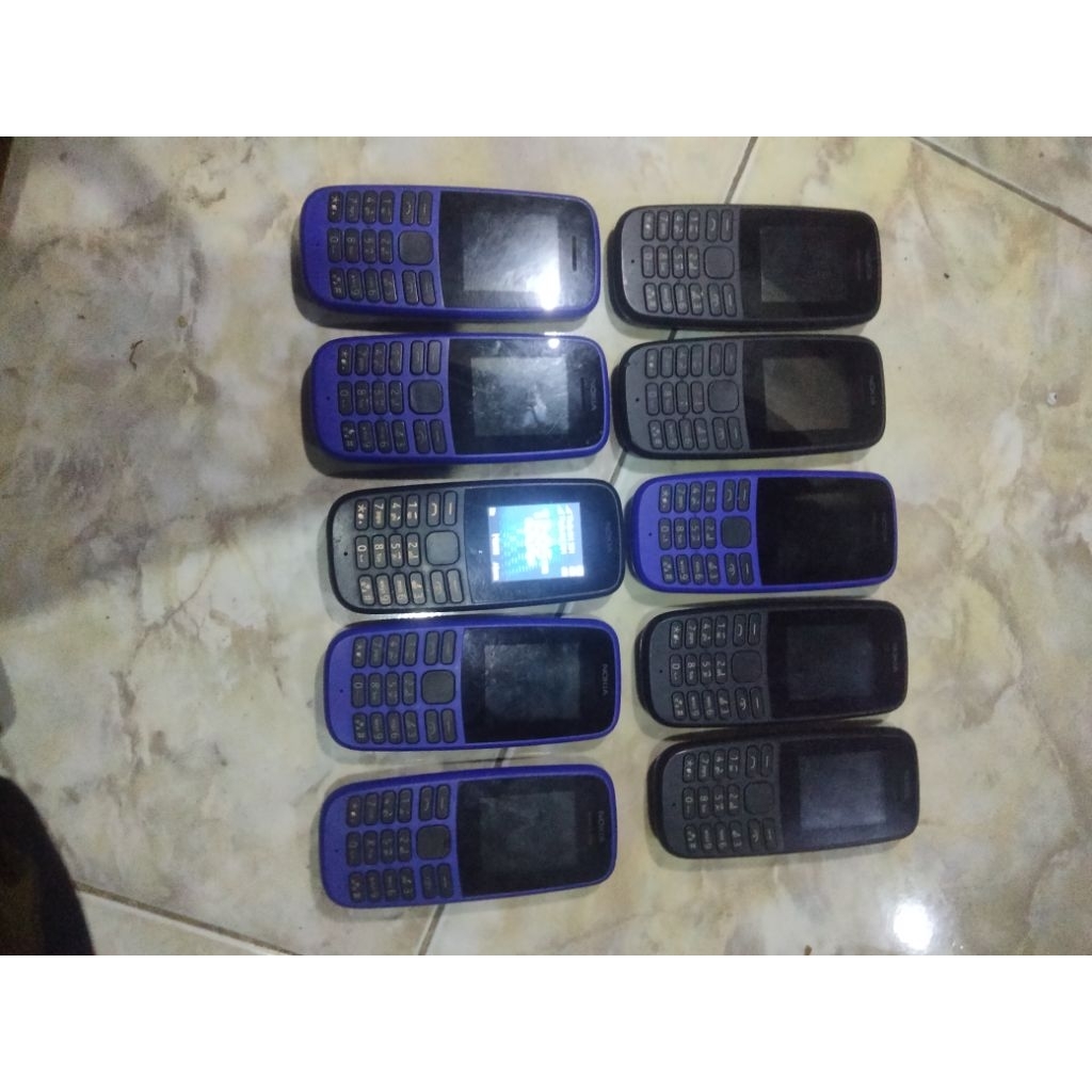 hp Nokia king jadul 105 2019 original terjamin normal 99%
