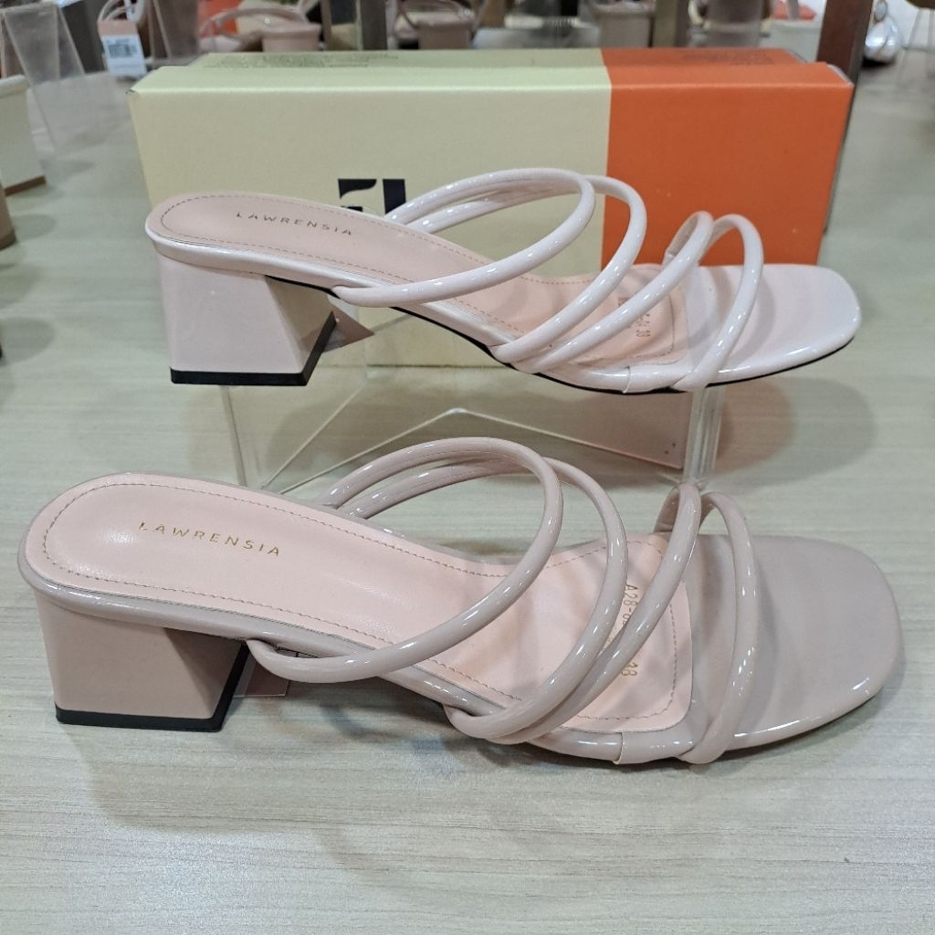 sandal heels wanita lawrensia