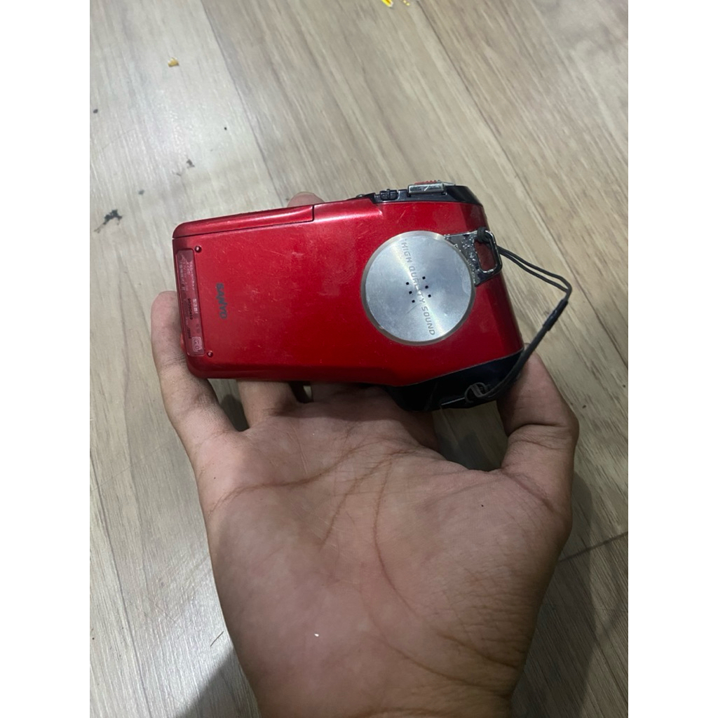 DIGICAM XACTI SANYO MERAHHH
