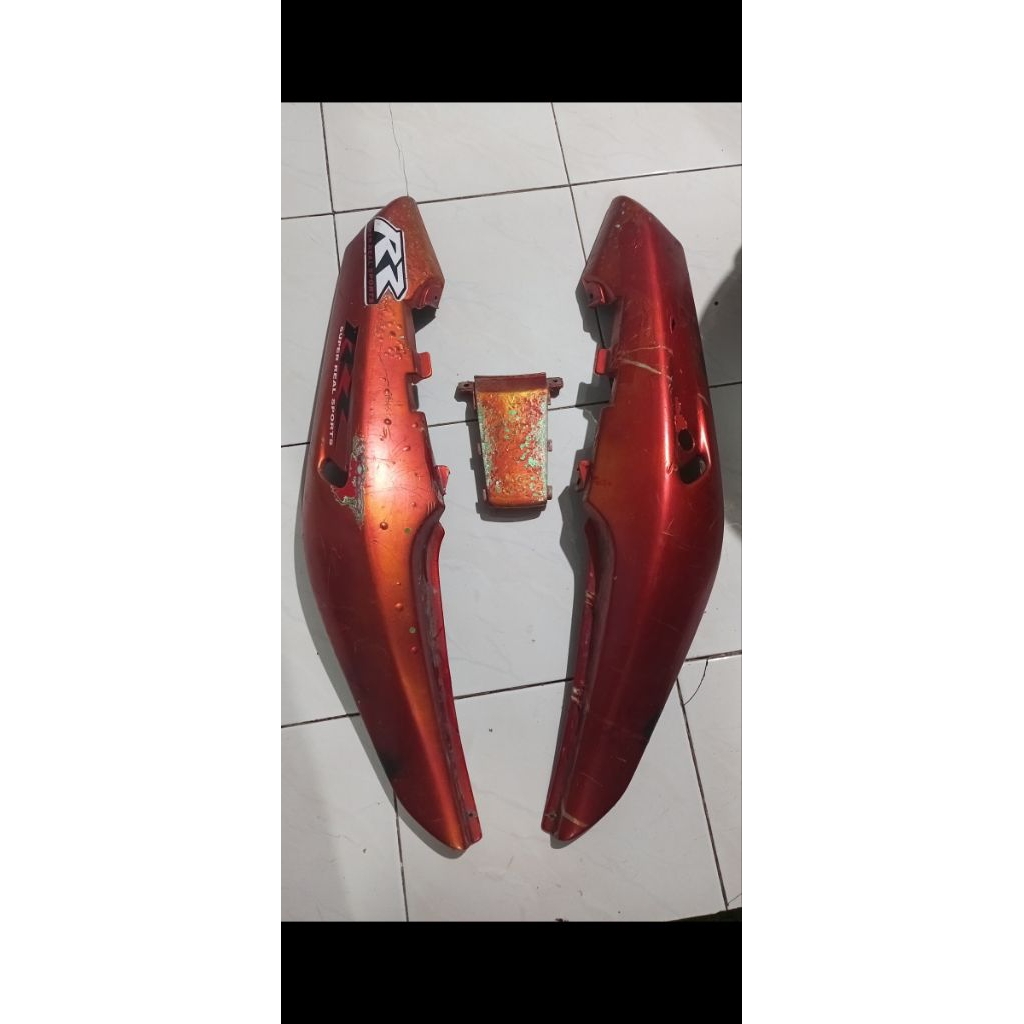 Body belakang ninja RR old bahan gading