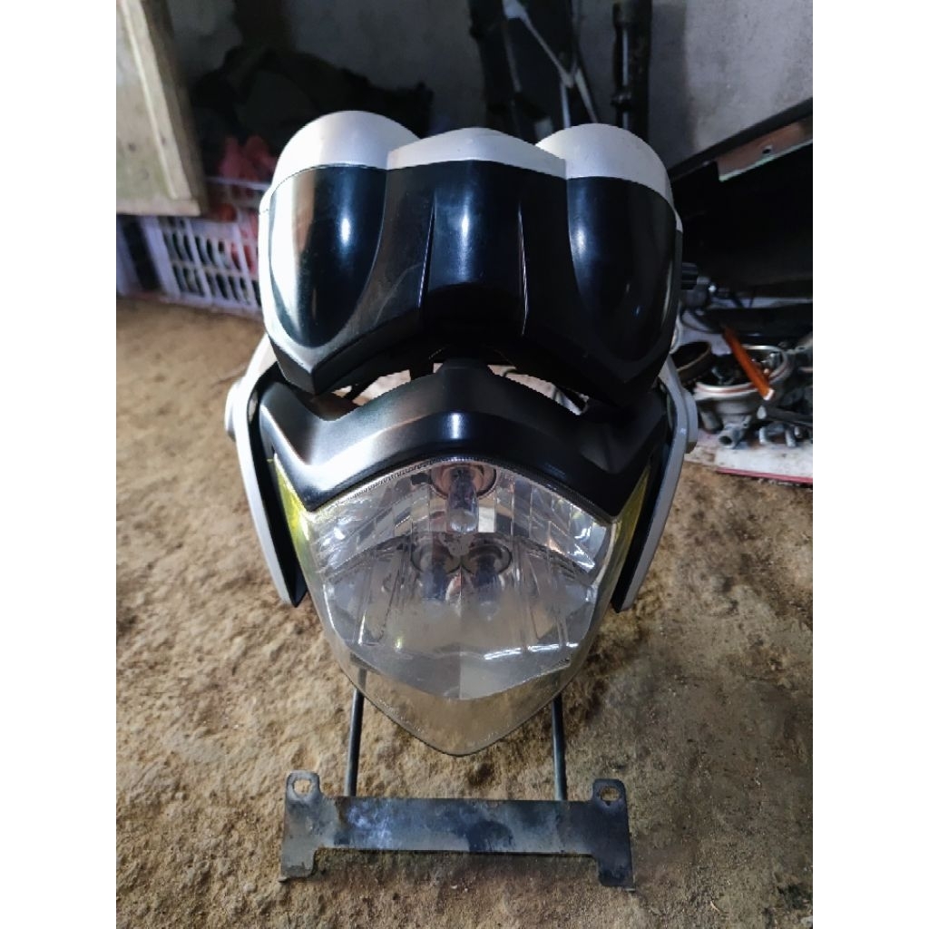 HEADLAMP vixion old komplit original copotan