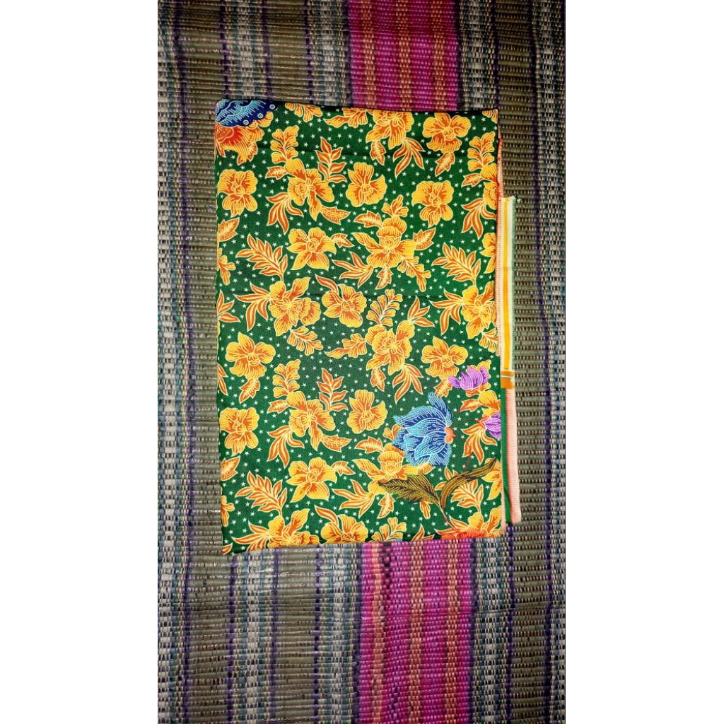 Preloved Gendongan Jarik Unggul Jaya