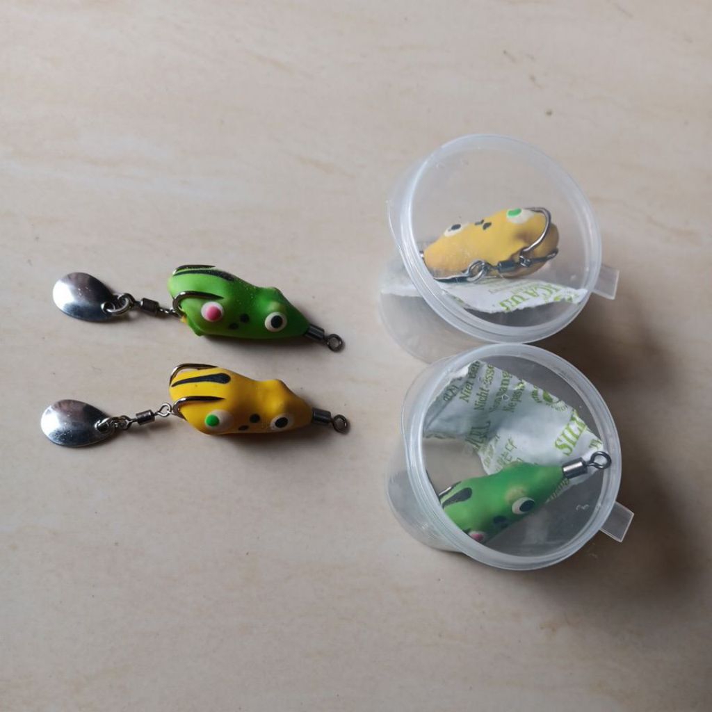 Umpan kodok katak palsu casting mancing mania