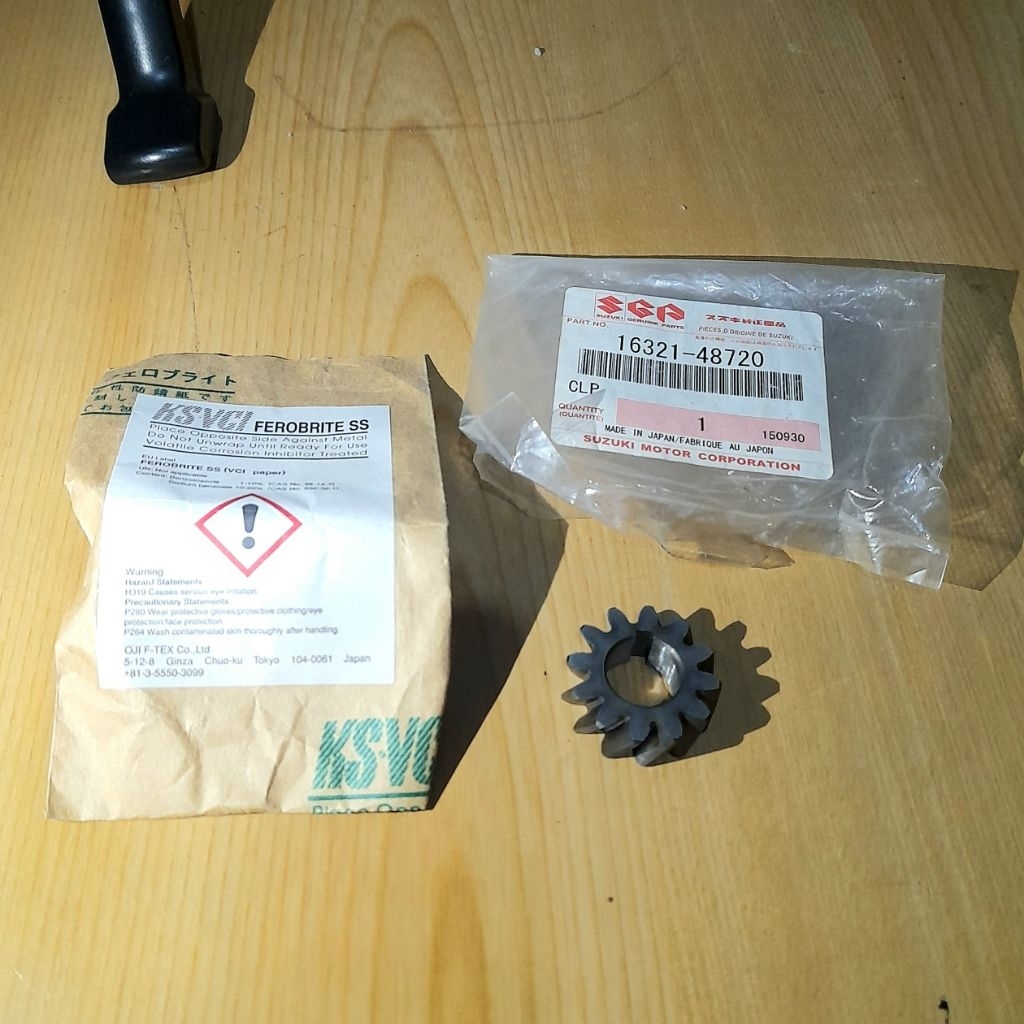 GIGI POMPA OLI BESI TS125 ORI JAPAN