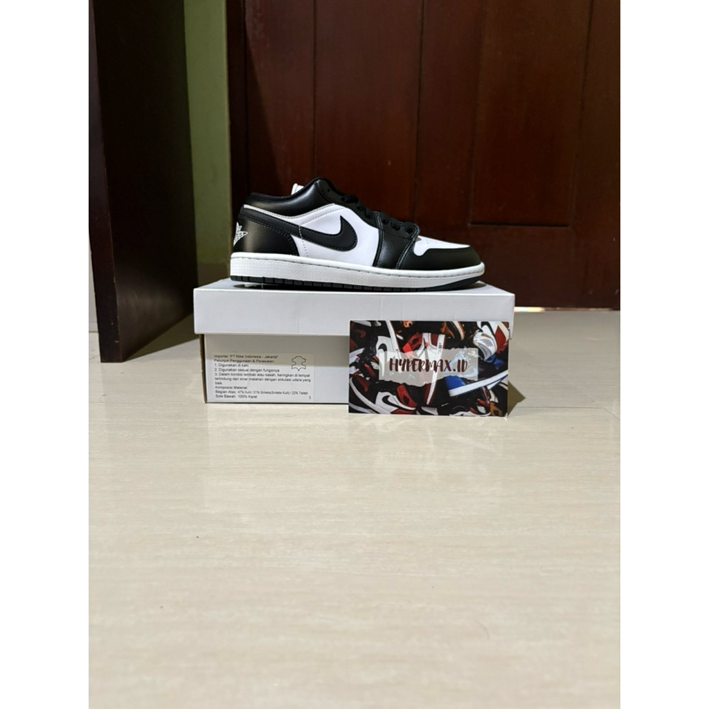 Nike air jordan 1 low women panda black white