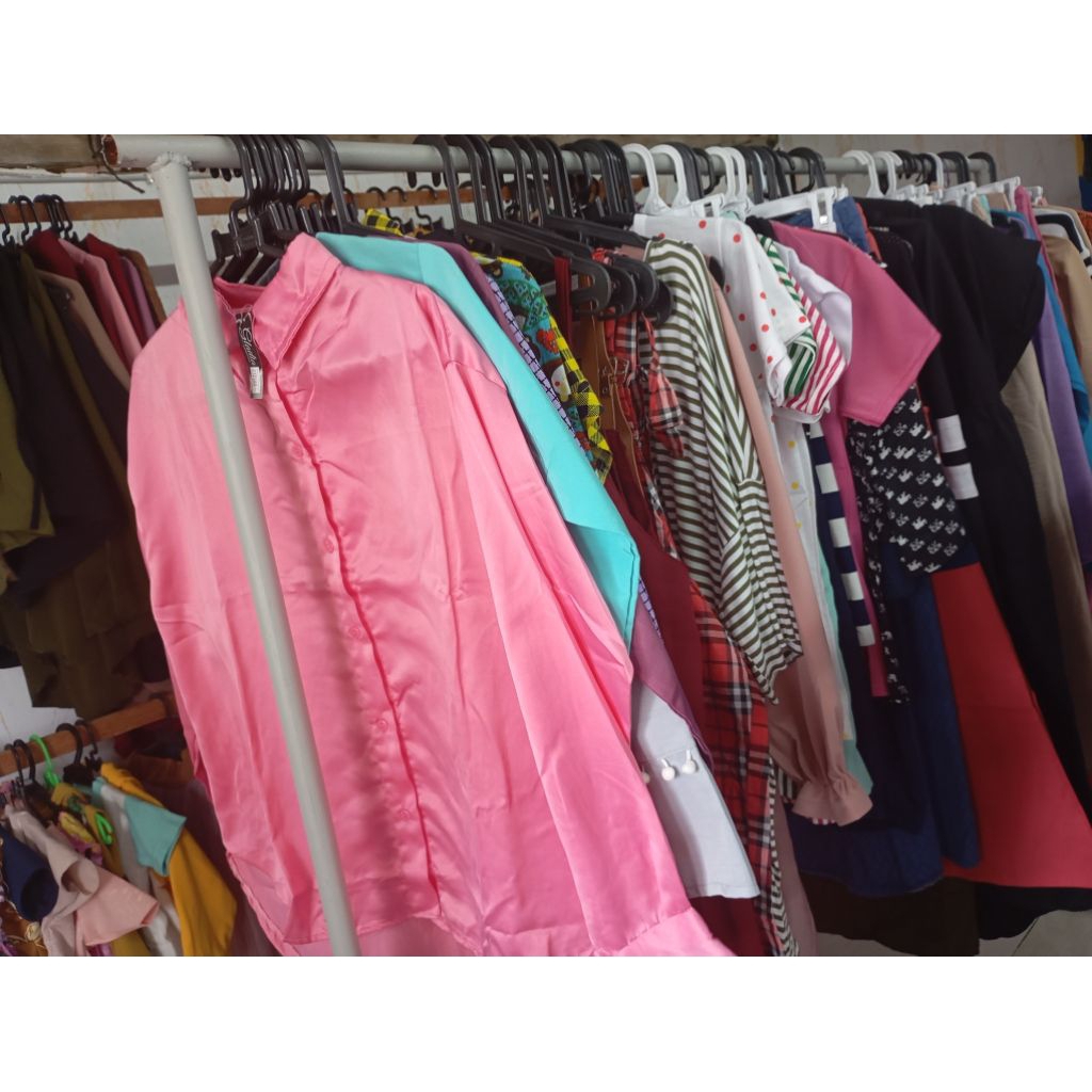 OBRAL CUCI GUDANG PAKET USAHA BAJU ATASAN WANITA RANDOM (1 PAKET ISI 3 PCS)