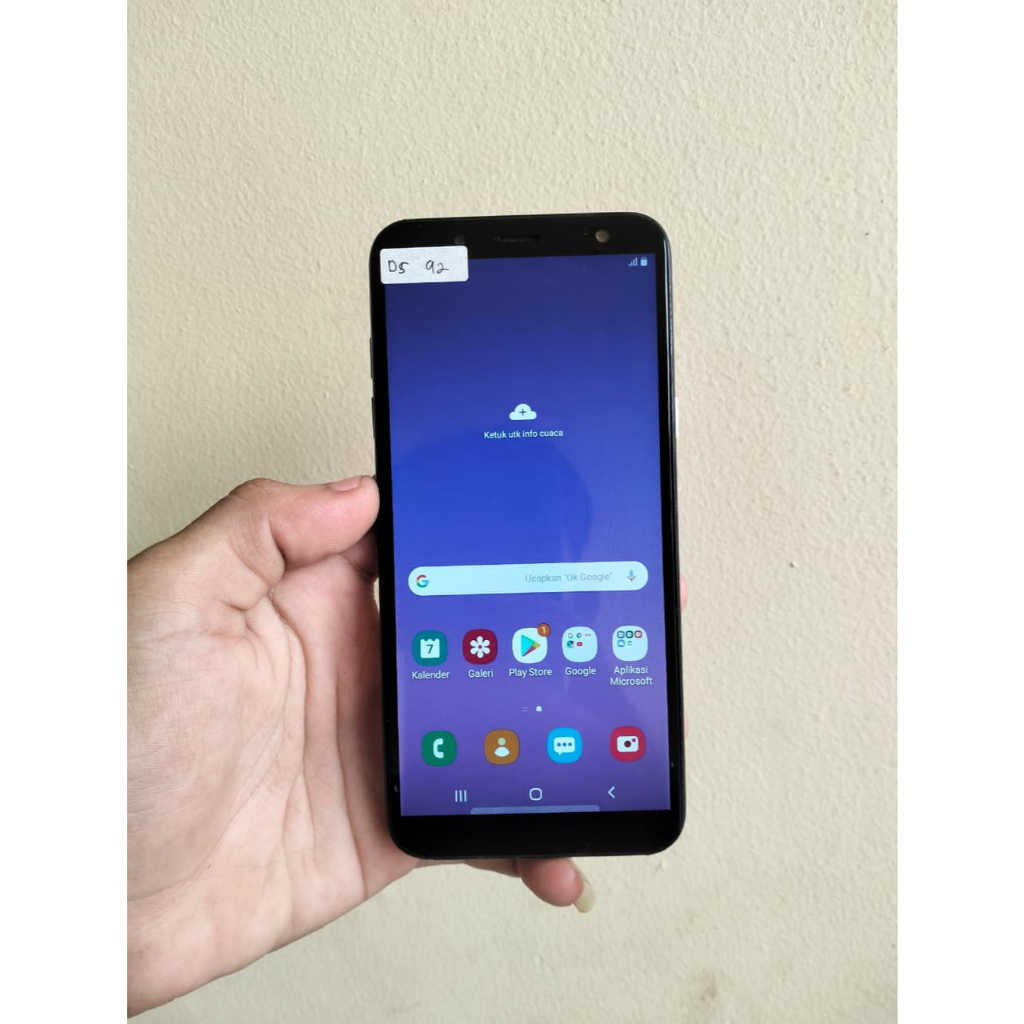 Samsung Galaxy A6 2018 RAM 3GB Internal 32GB SIM Dual SIM LTE SEIN Bekas Garansi Samsung Indones