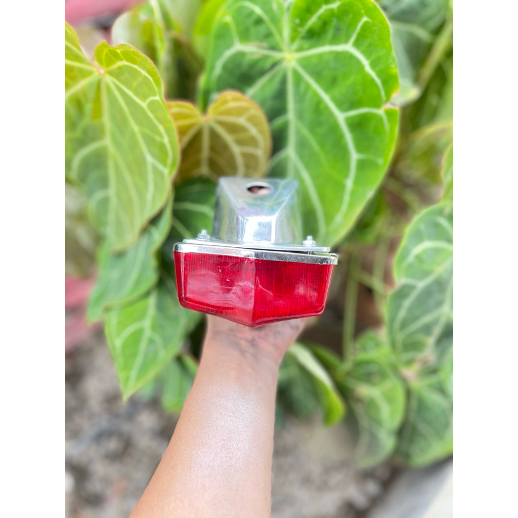 DUDUKAN LAMPU BELAKANG RX KING PANGKON LAMPU STOP BELAKANG RX KING
