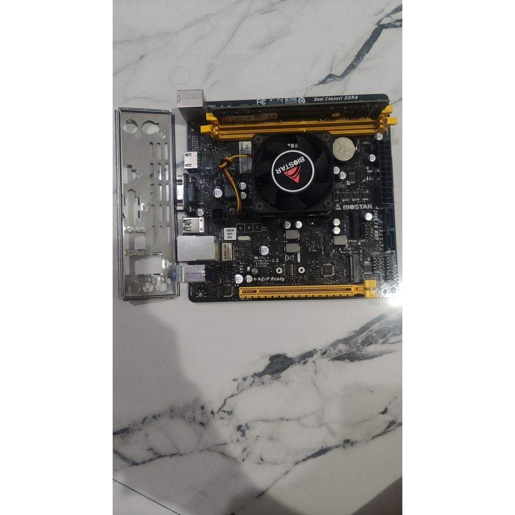 Biostar A10n 9830E mobo + Ram 4Gb DDR4 kingstone
