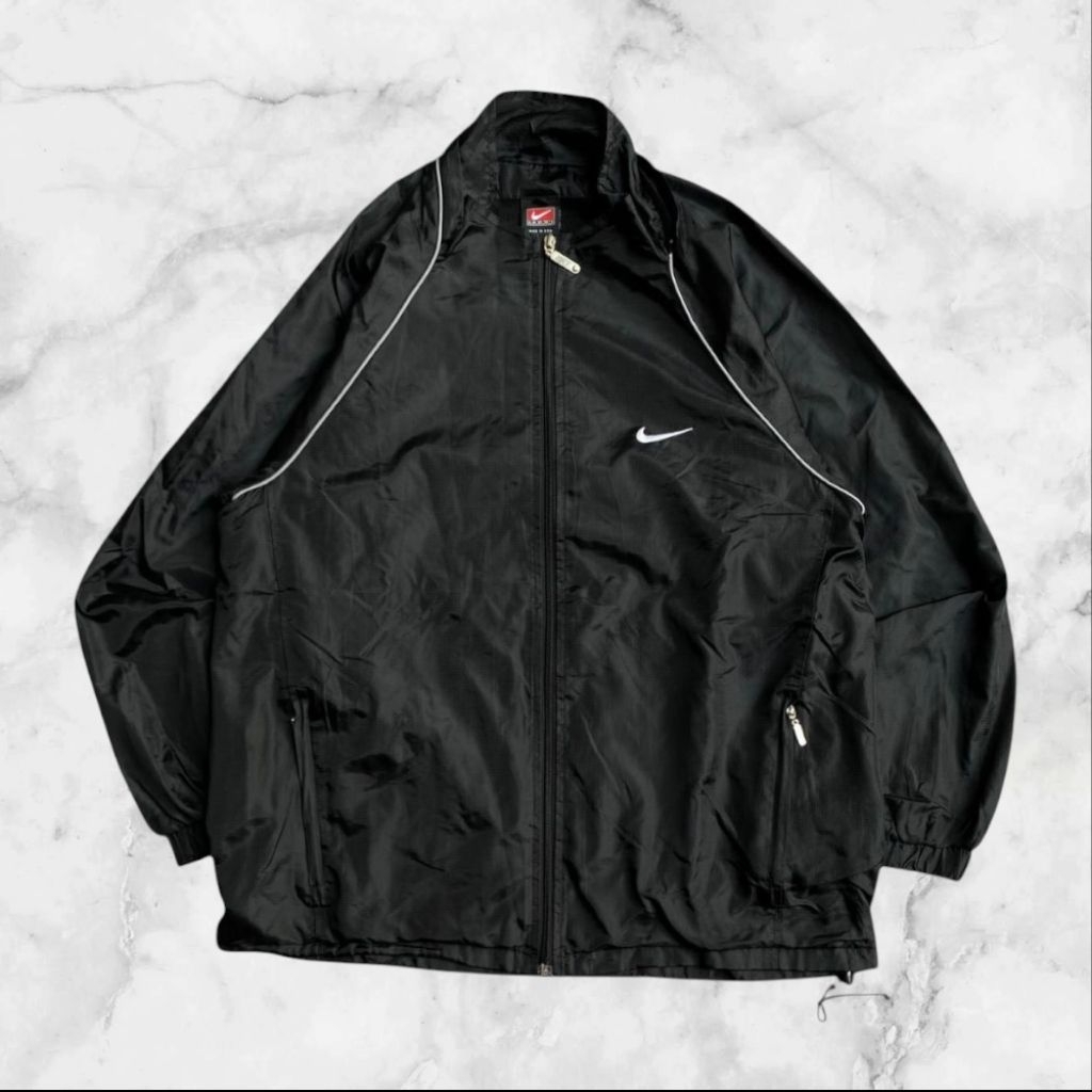 jaket nike windbreaker Big logo