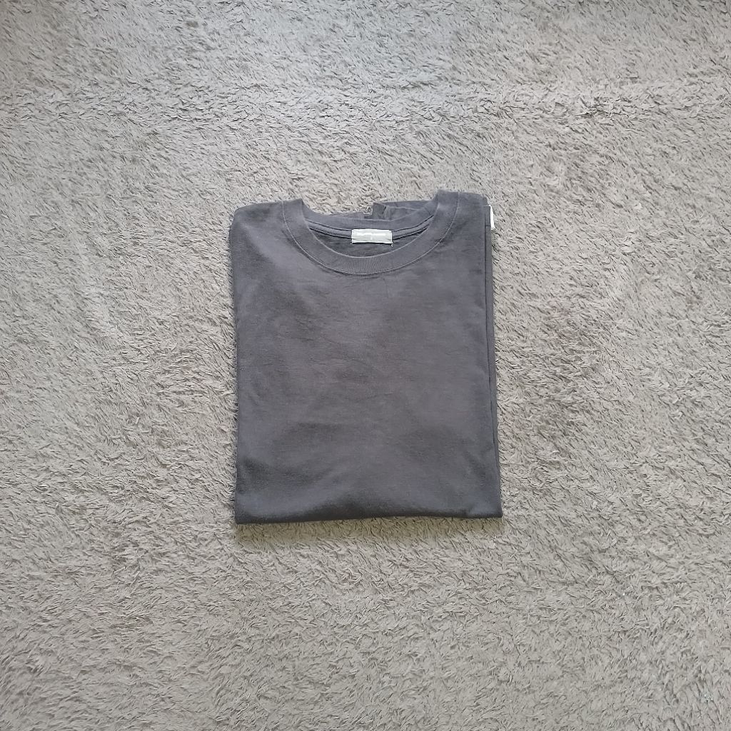 Kaos Lengan Panjang Liful Minimal Garment