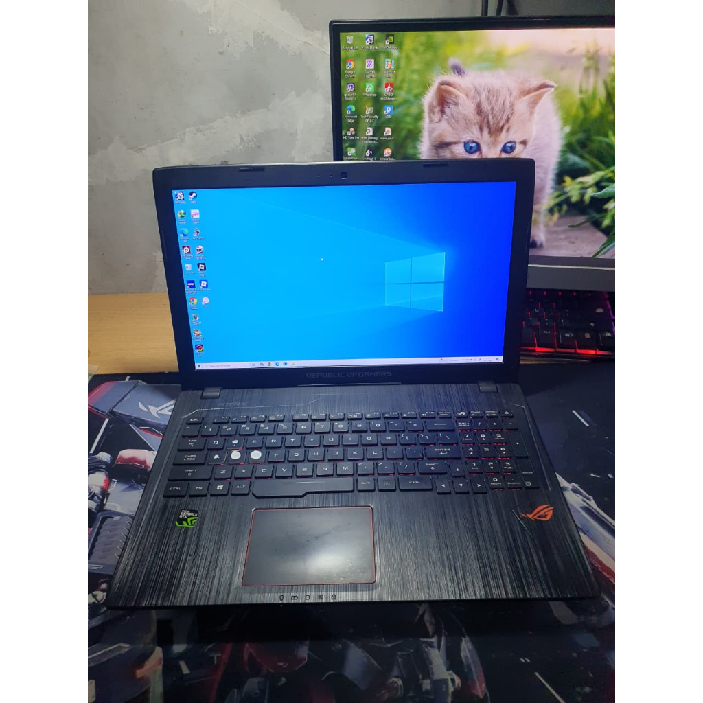 ASUS ROG i7 7700 Gtx 1050 Laptop Gaming Editing