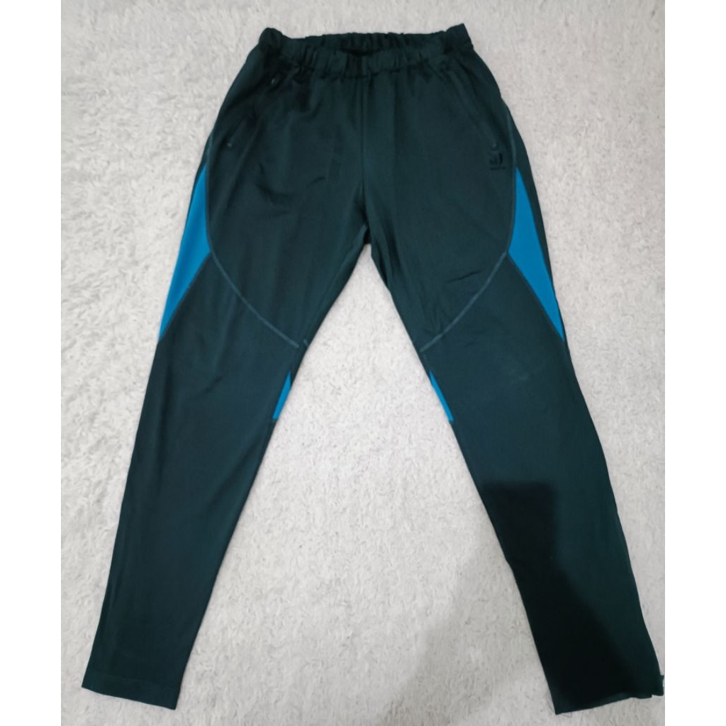 Celana training brand PROSPECS size M warna navy