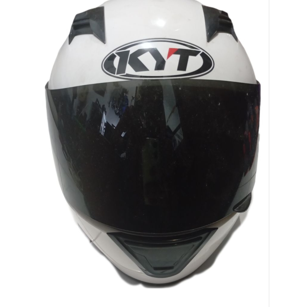 Helm full face KYT putih