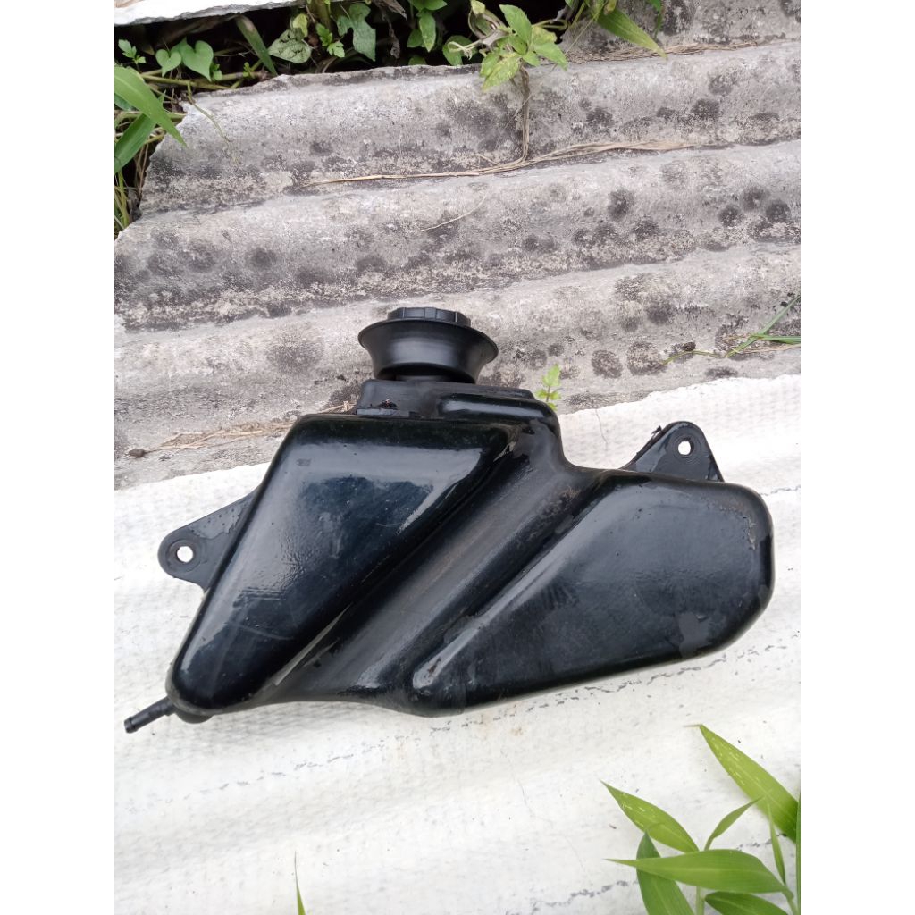 Box oli samping ts 125