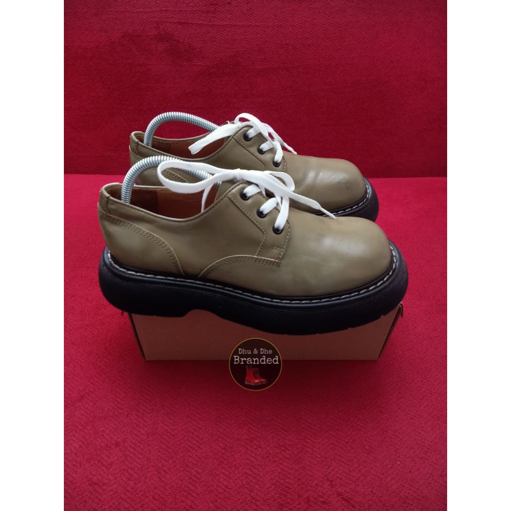 Sepatu Sneaker Bottega Veneta size 41 original itali