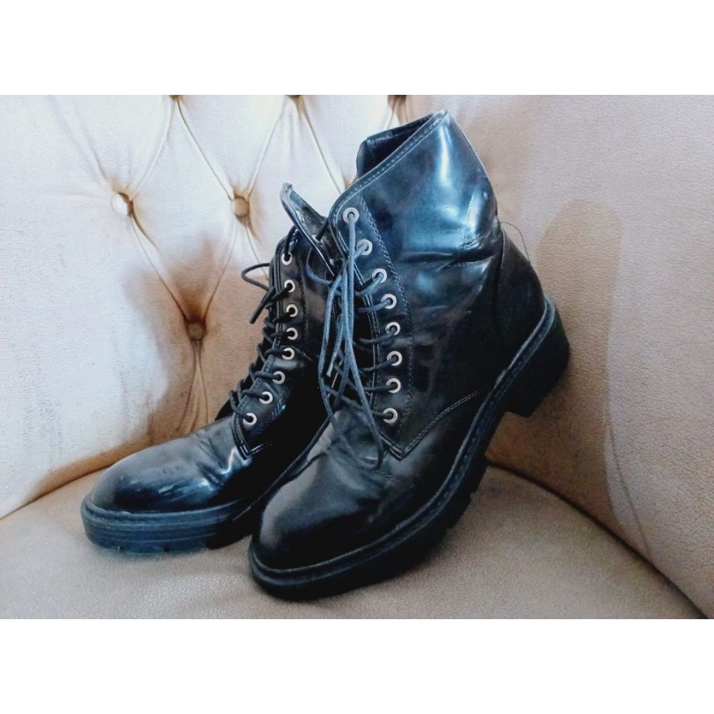 Sepatu Boot Pull&Bear