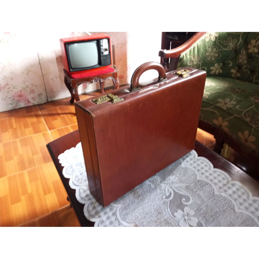 Koper Kulit Jadul Merk AIGNER Antik Vintage Lawas Tua Kuno Retro