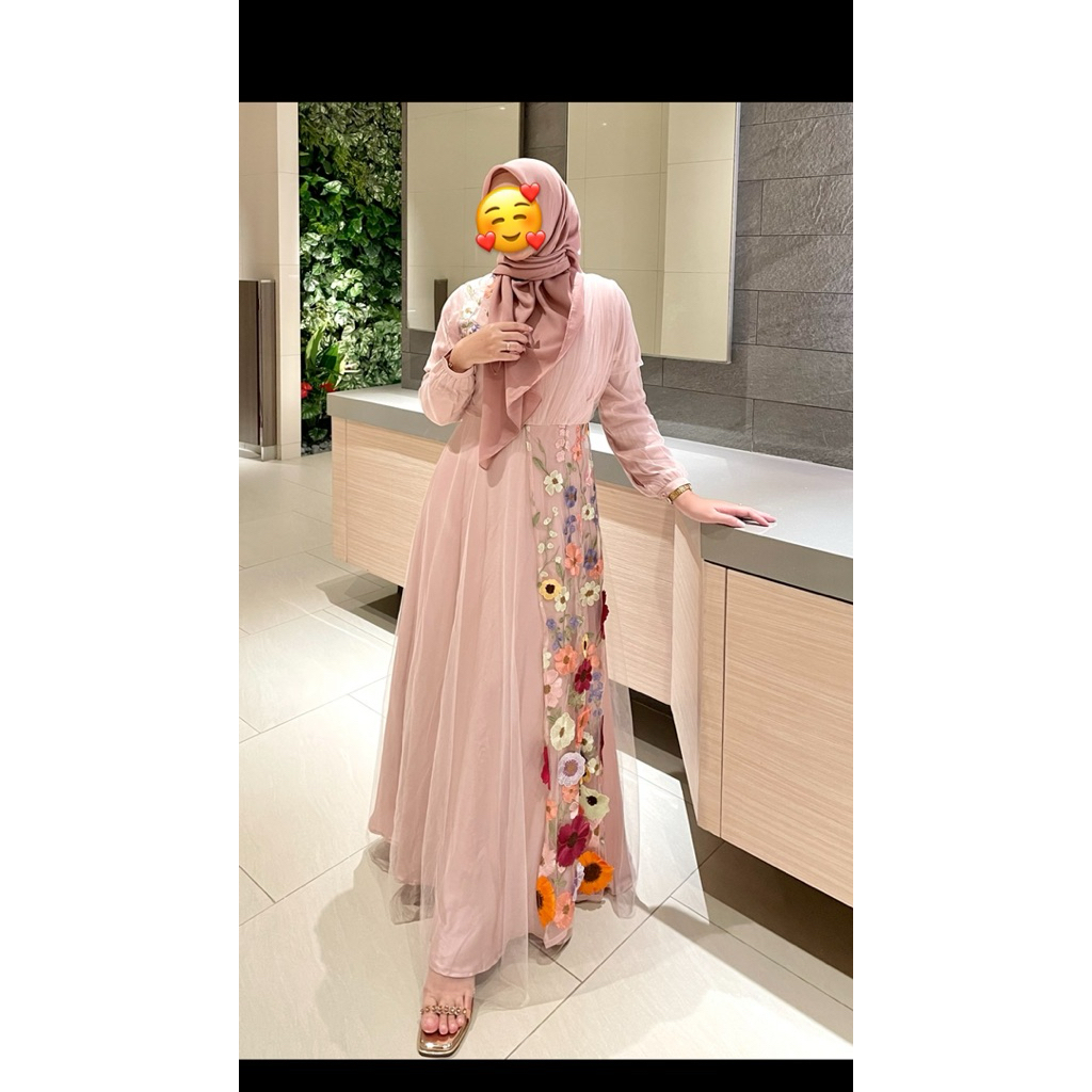 Preloved Dress By Zerina Banu