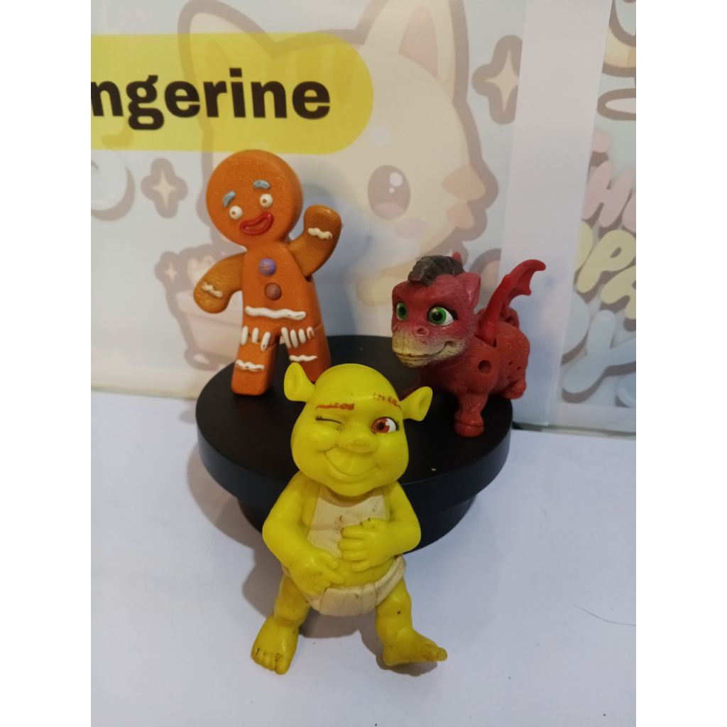 McD Happy Meal Shrek Baby Gingy Dronkey bayi Shrek ginger