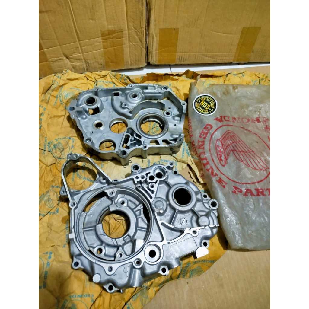 KRENGKES CRANK CASE CRANKCASE SET KIRI KANAN DOUBLE DOBEL STATER C70 C 70 C700 C 700 ORIGINAL ASLI J