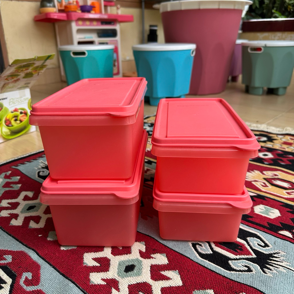 Tupperware Snack n Store ‘ORI good Cond’