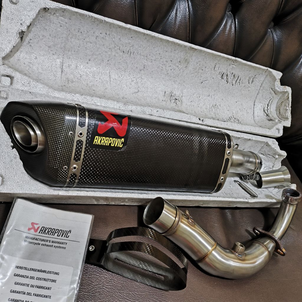 XMAX AKRAPOVIC CARBON SLOVENIA ORIGINAL X MAX