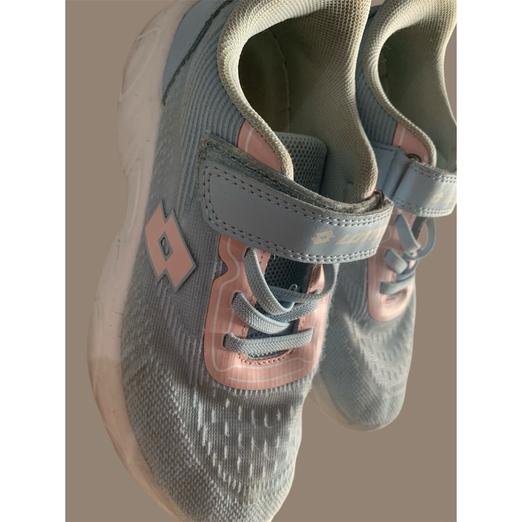 Preloved sepatu anak Lotto