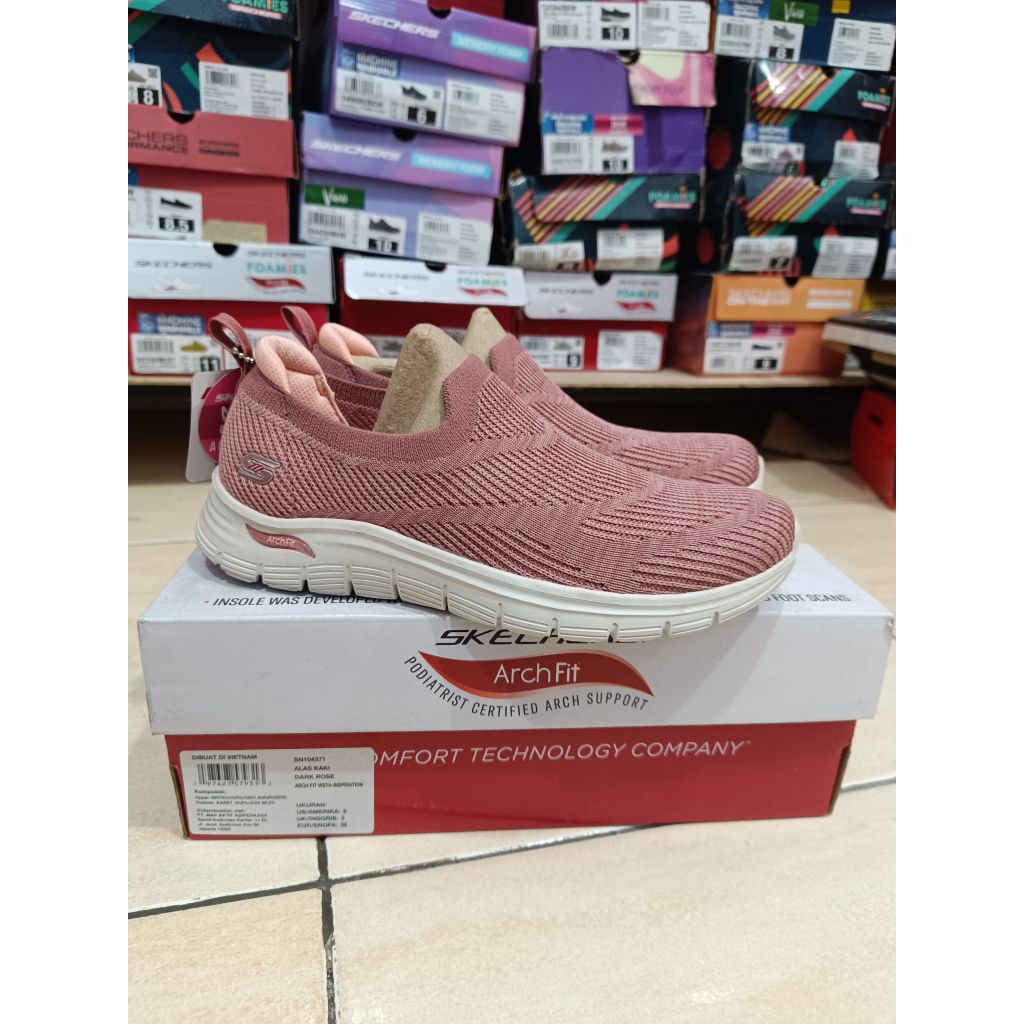 SKECHERS ARCH FIT VISTA INSPIRATION