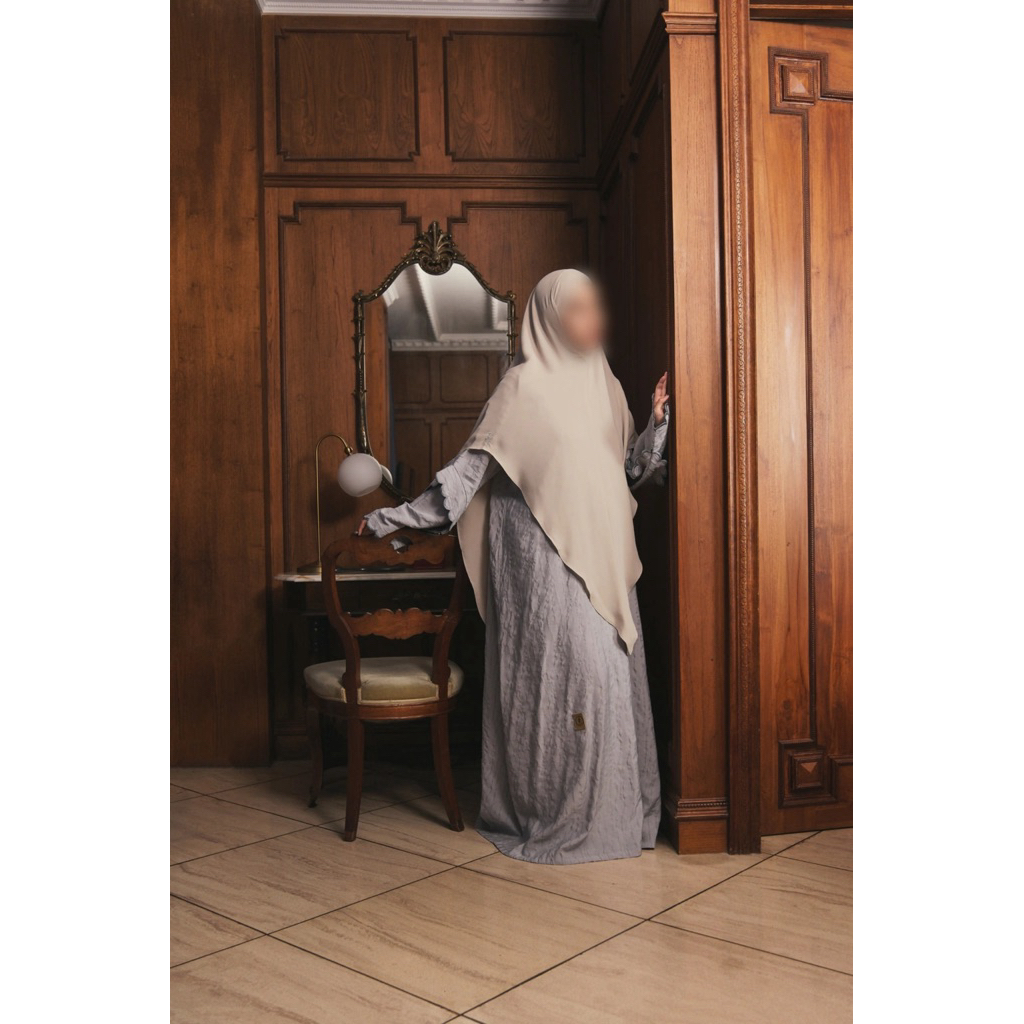 NWT AAFIYA Abaya | TAZA Abaya