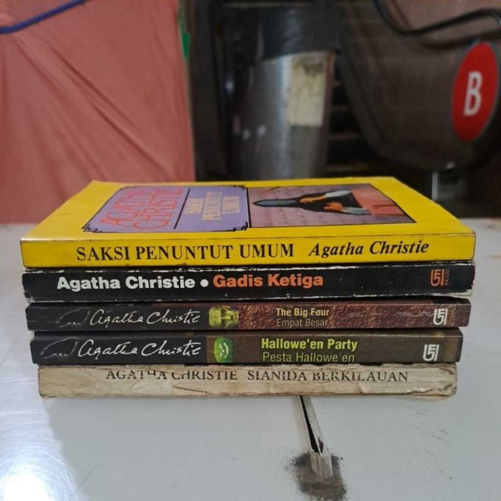 Preloved Agatha Christie Original