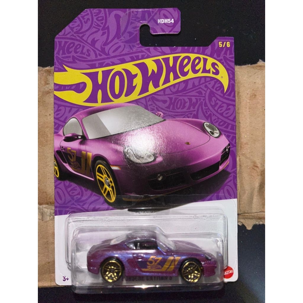 Hot Wheels Porsche Cayman S. Include Protector.