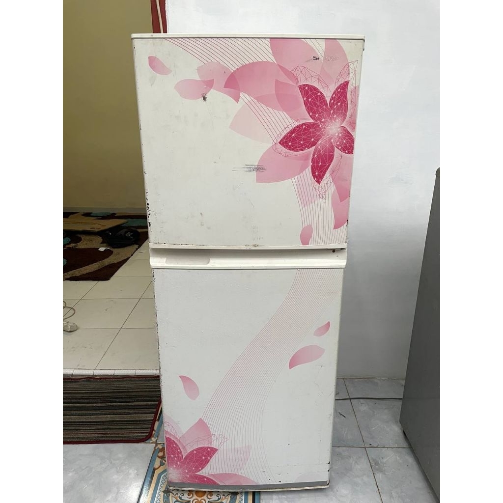 kulkasSharp2pintu