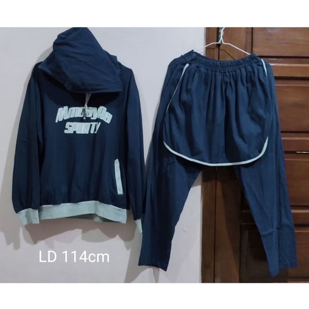 Setelan Olahraga Mmaayra celana rok preloved, bekas