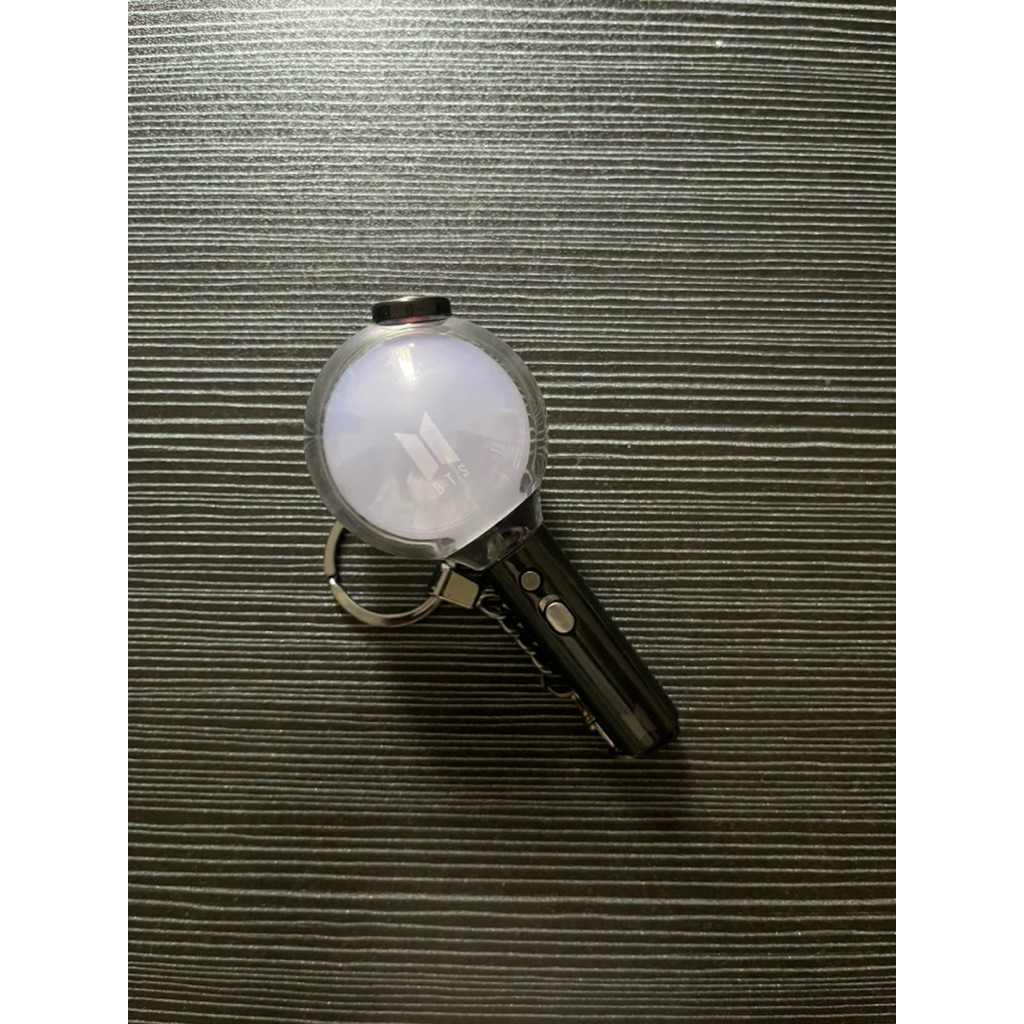 (UNOFFICIAL) GANTUNGAN KUNCI LIGHT STICK BTS ARMY BOMB