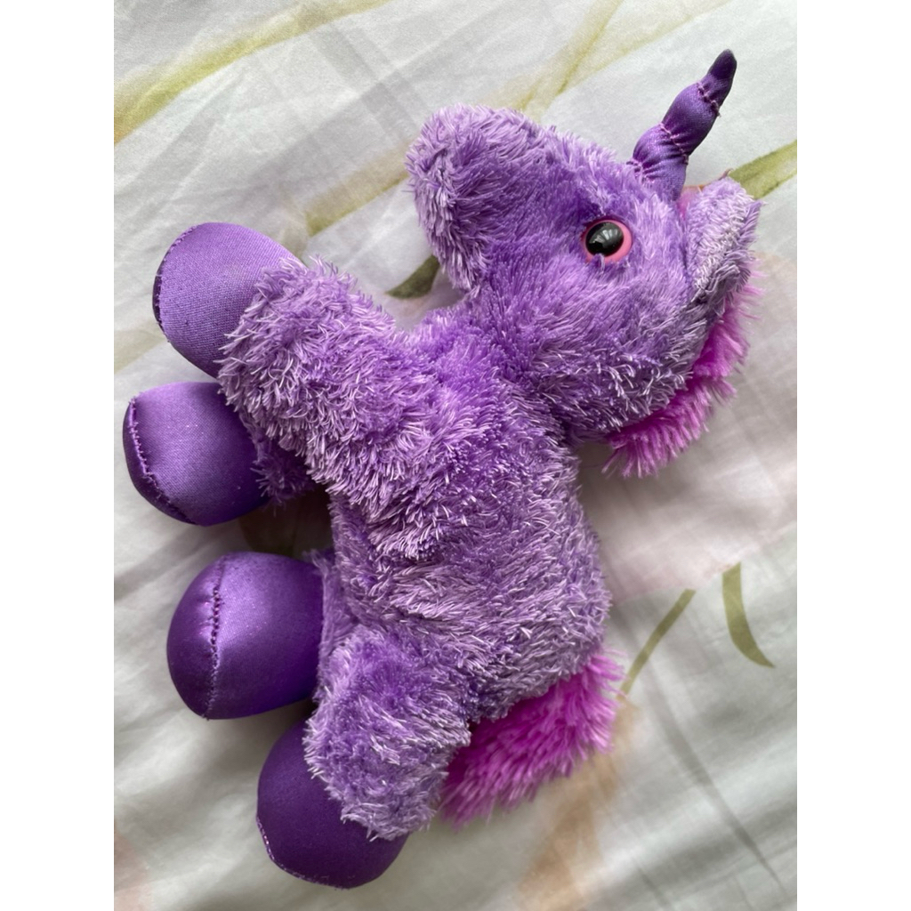 Preloved boneka unicorn ungu