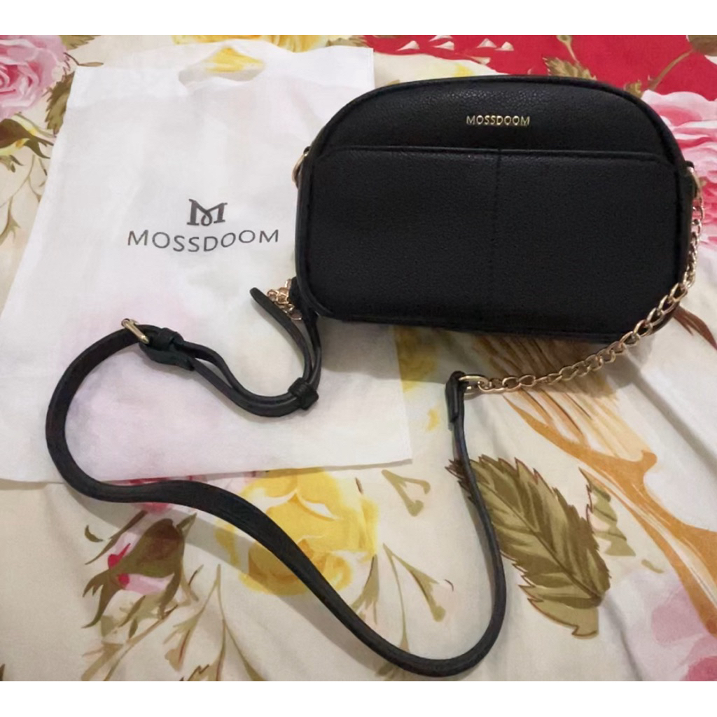 Preloved-Tas Mossdom