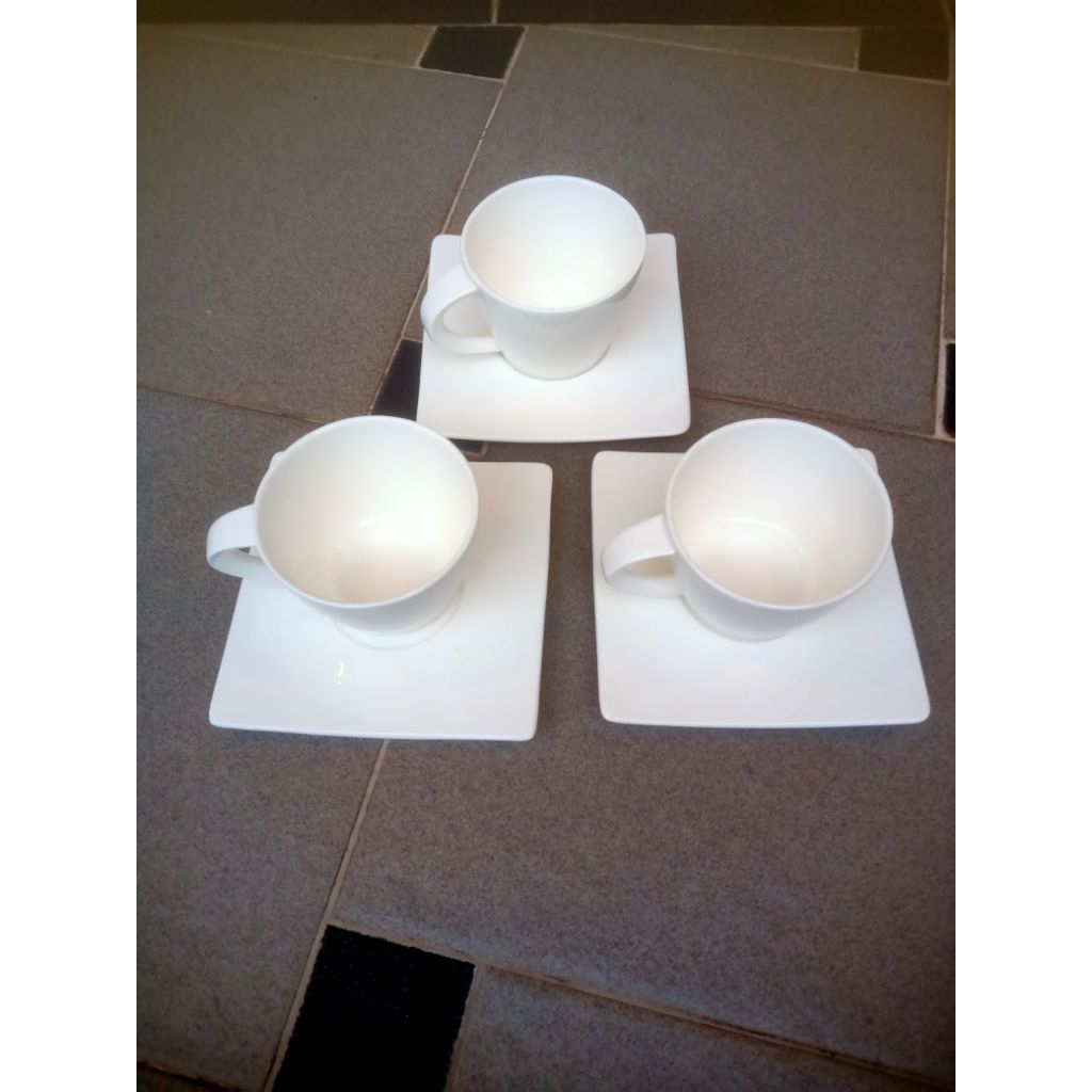 Set Cangkir - tatakan Cangkir Keramik Putih Polos Isi 6 pcs